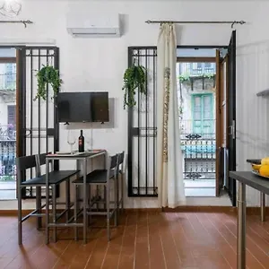 Dame Appartement Palerme
